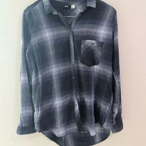 BDG Black & Gray Ombre Plaid Button-Up Shirt - Size Large